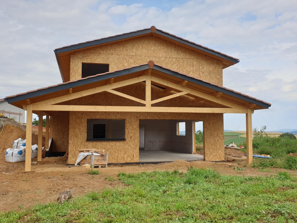 Maison passive avec isolation fibre de bois 280 mm dans les  murs